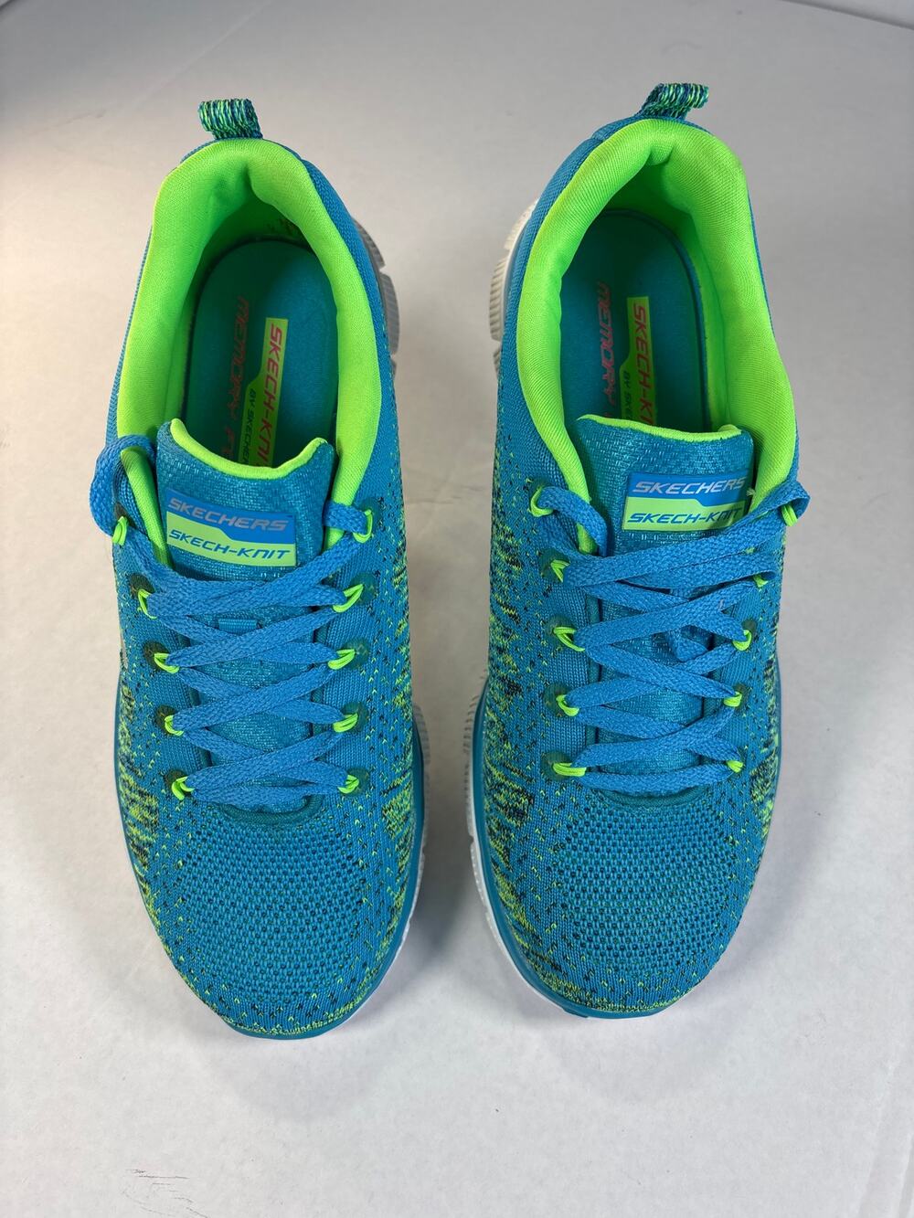 Skechers Skech-Knit Teal Blue & Neon Green Sneakers women's size 8